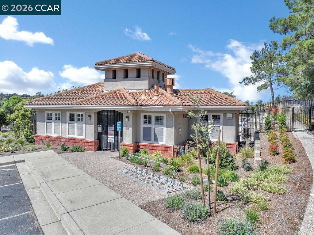 508 Valley View Court