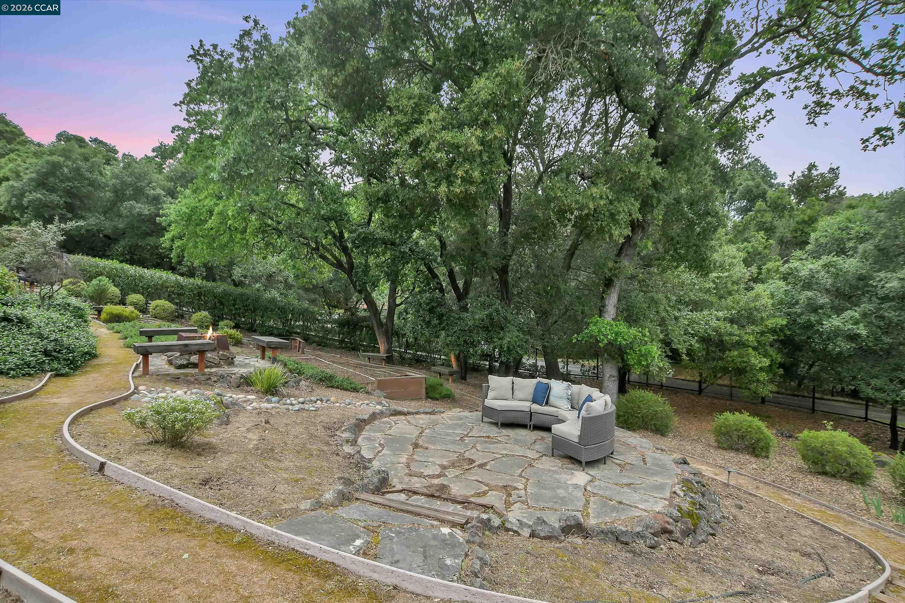 975 Calle Verde