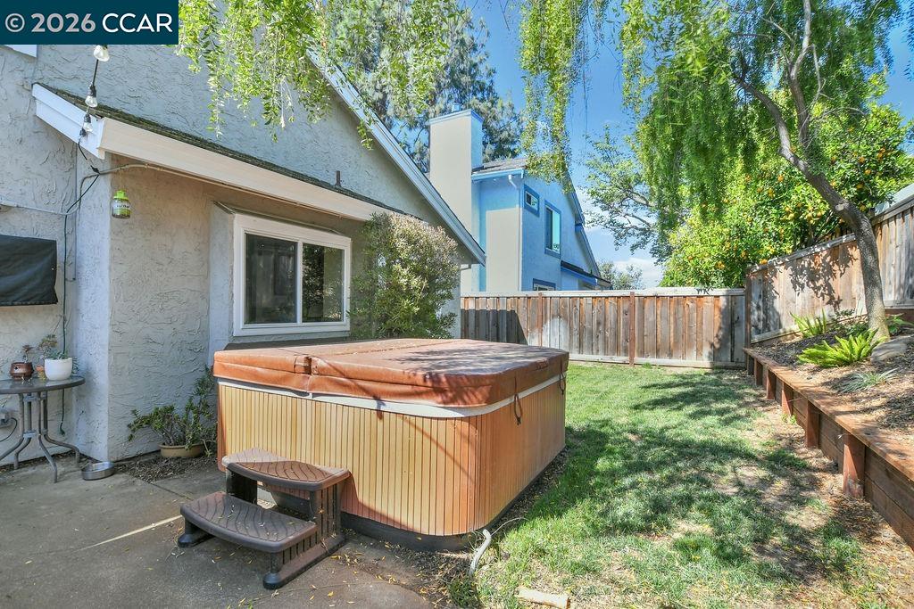 2143 Range Place