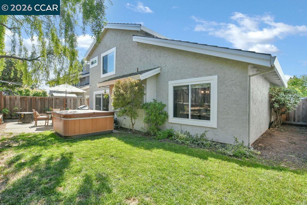 2143 Range Place