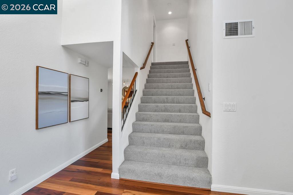 2143 Range Place