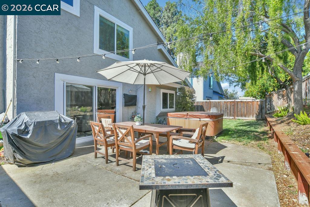 2143 Range Place