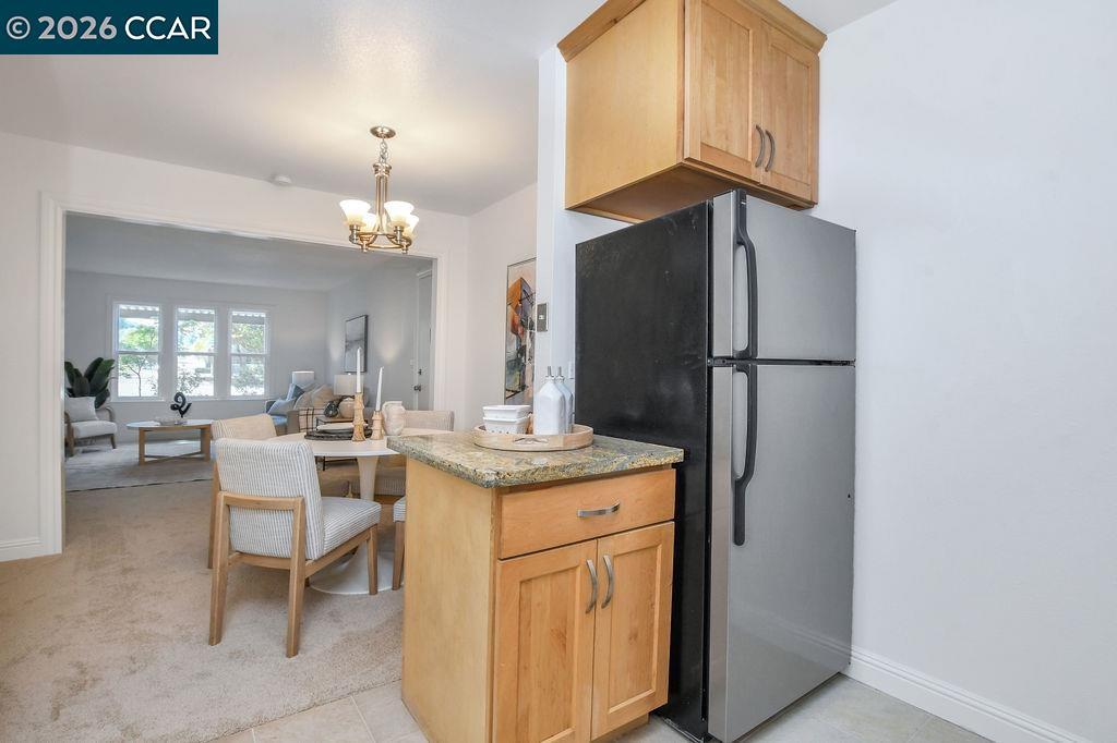 375 Camelback Rd # 3 Unit: #3