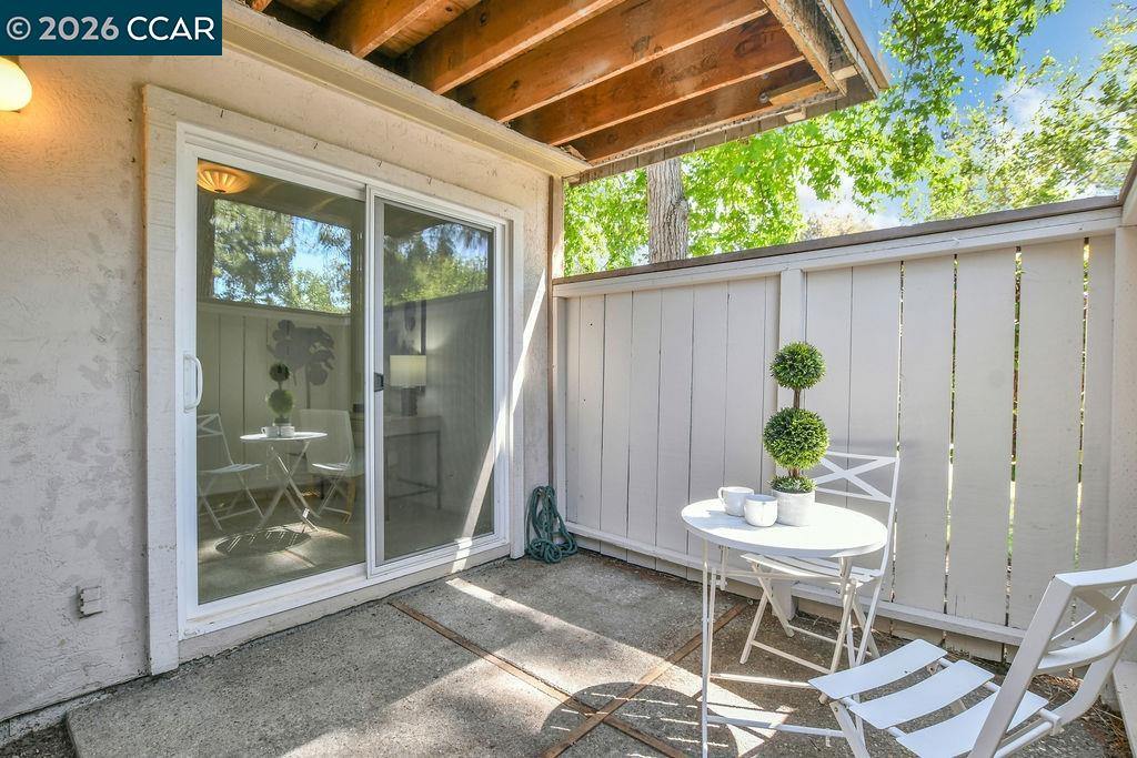 375 Camelback Rd # 3 Unit: #3