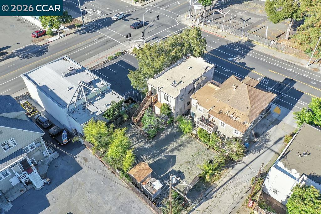 1319-1321 Sacramento Street