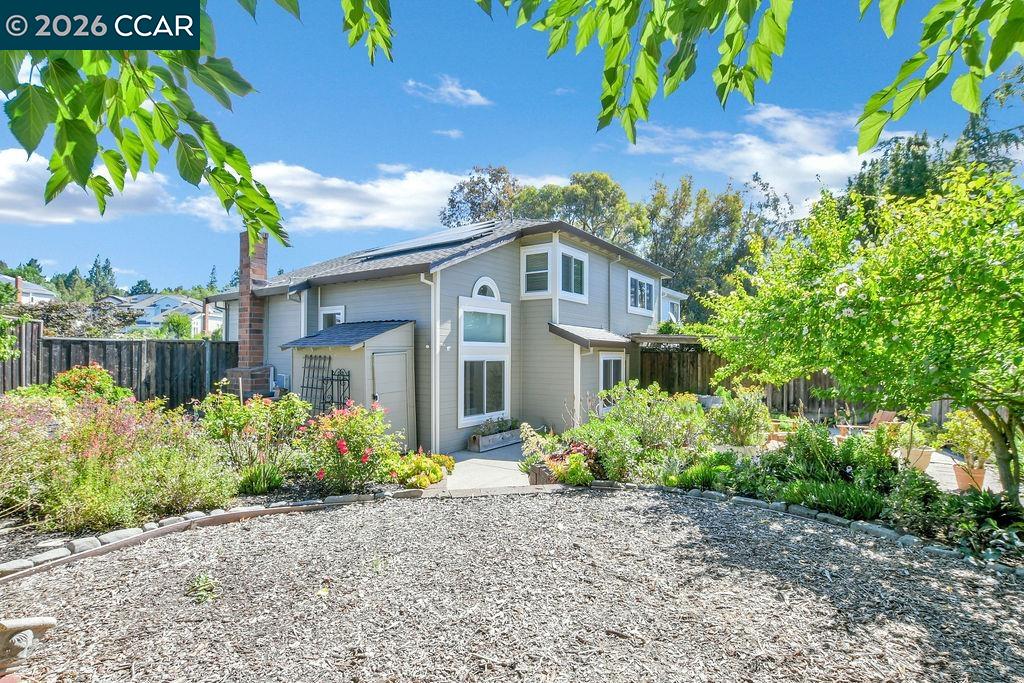 2246 Bridgeport Way