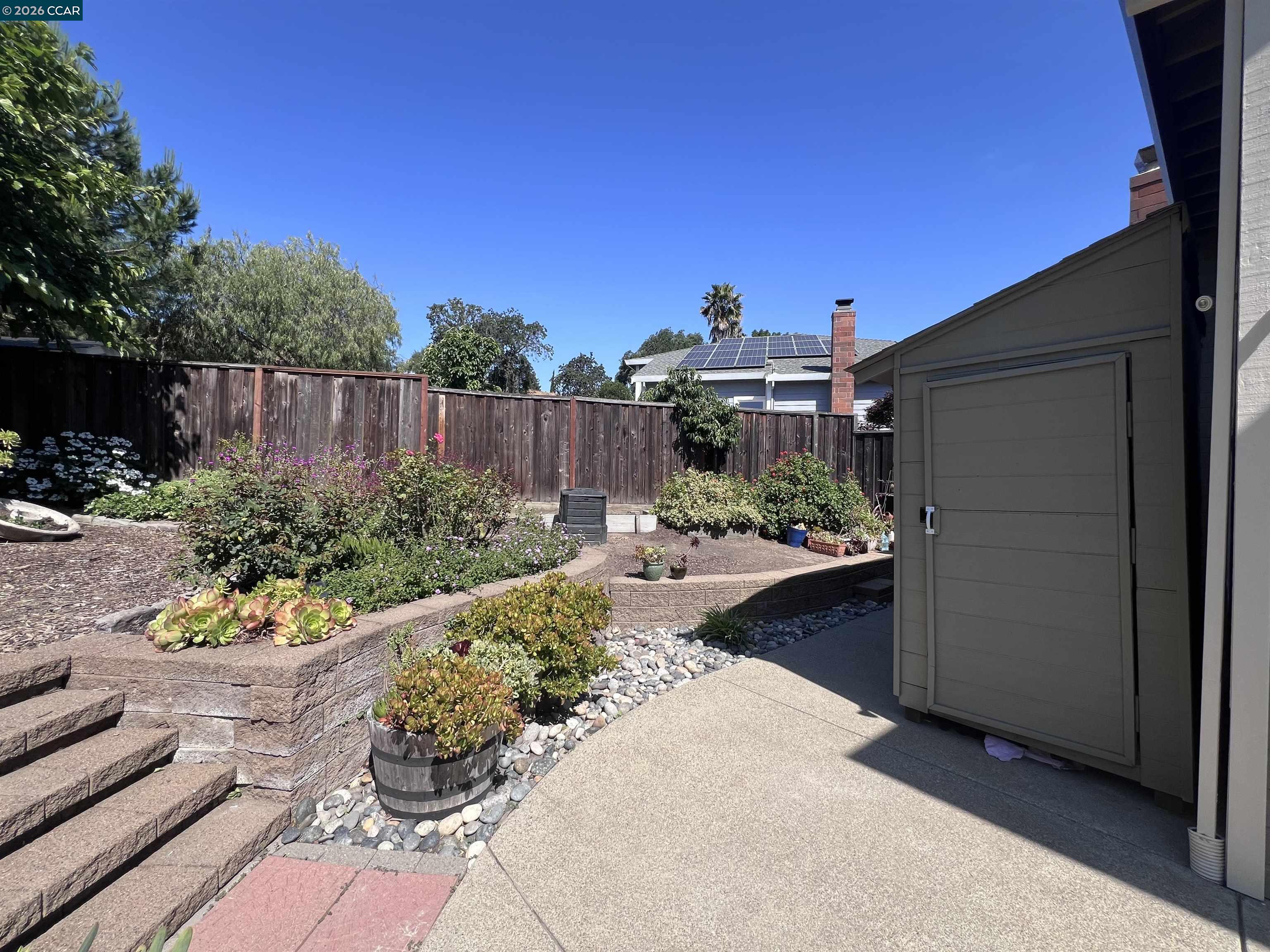 2246 Bridgeport Way