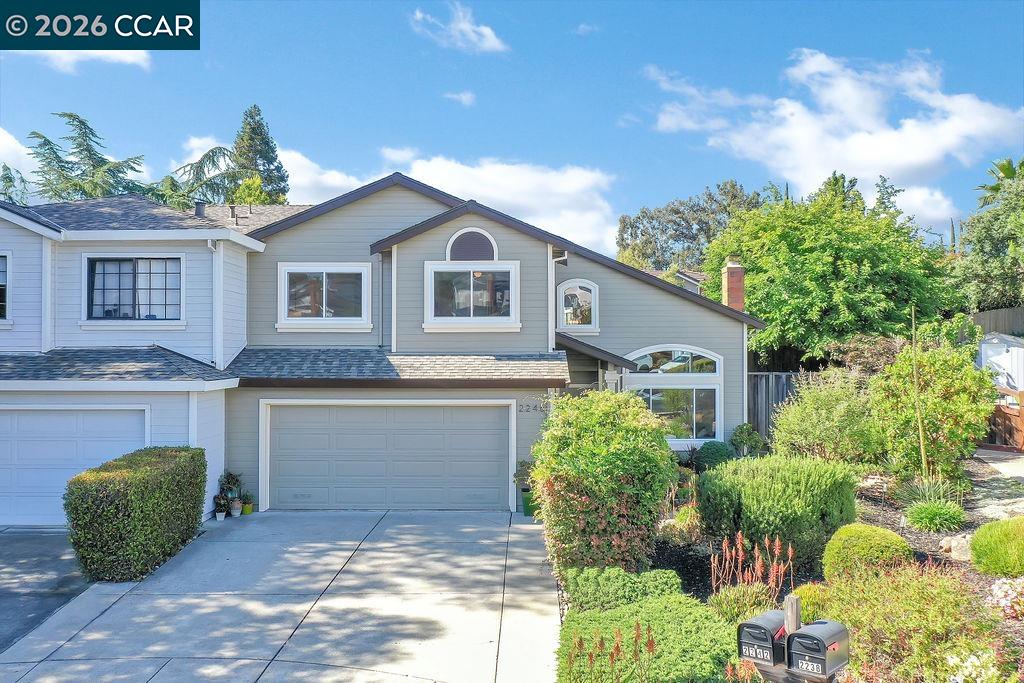 2246 Bridgeport Way