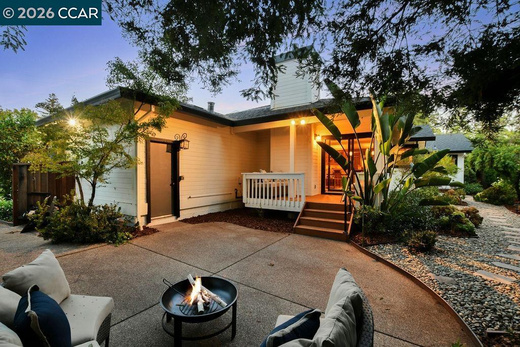 403 Midway Place