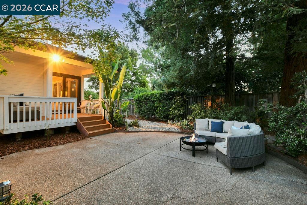 403 Midway Place