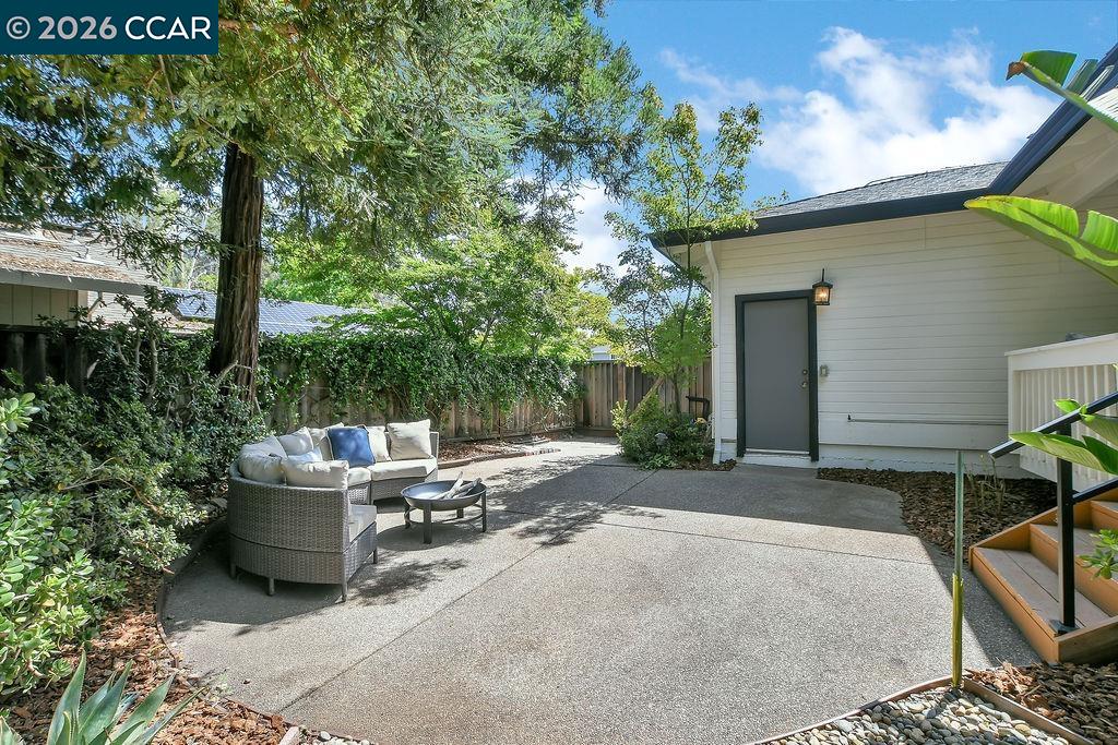 403 Midway Place