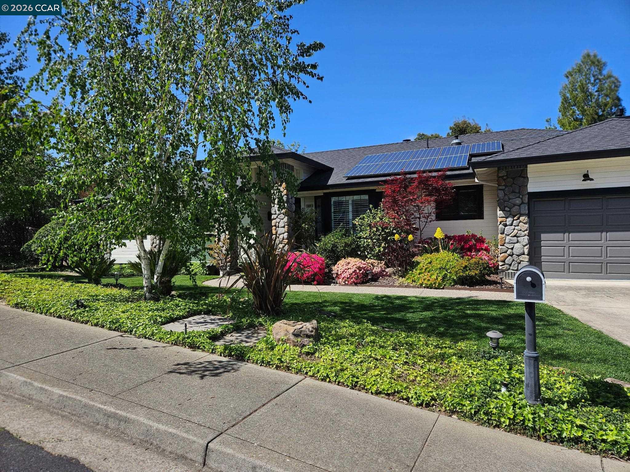 403 Midway Place