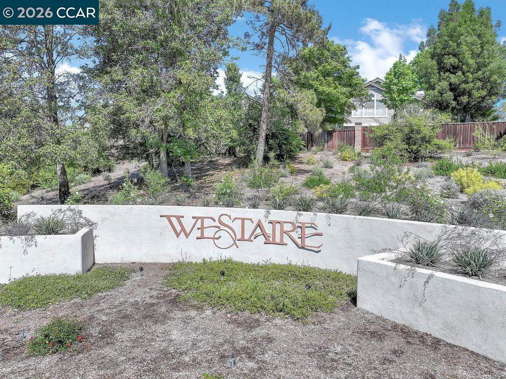 508 Valley View Court