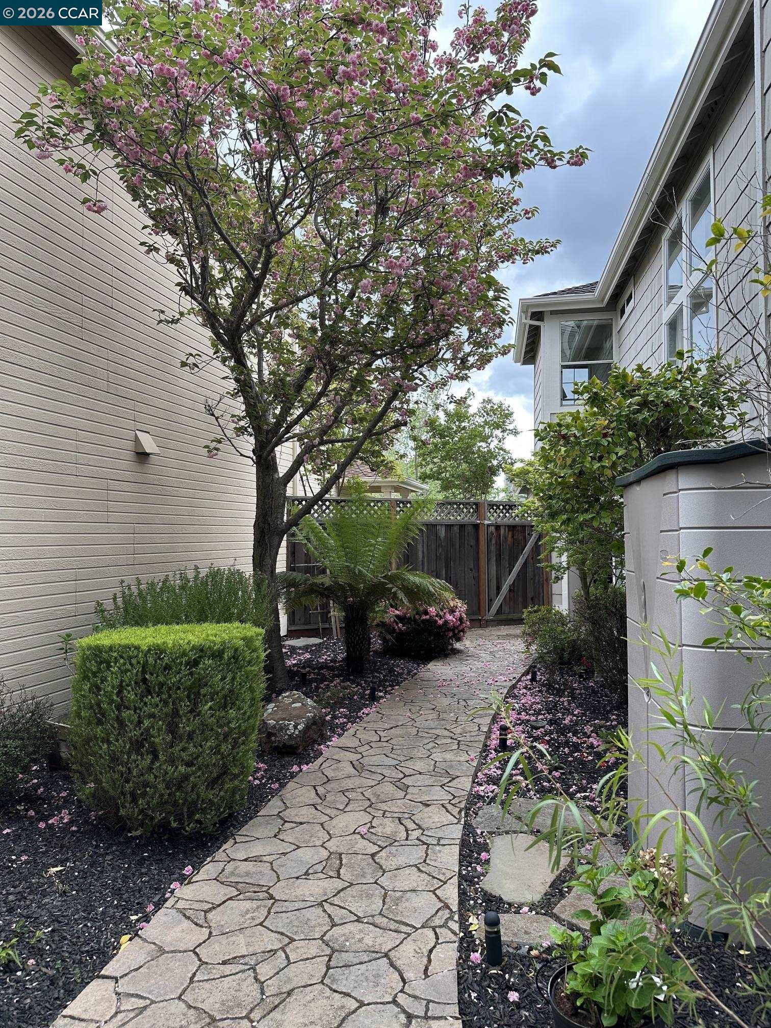 508 Valley View Court