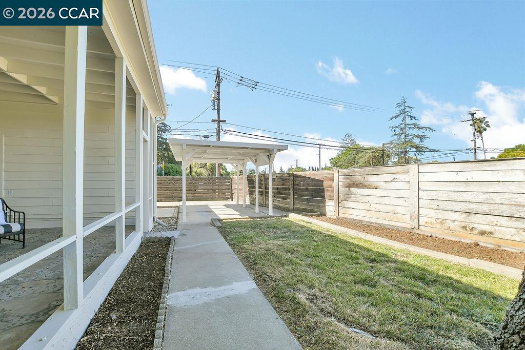1627 Humphrey Dr