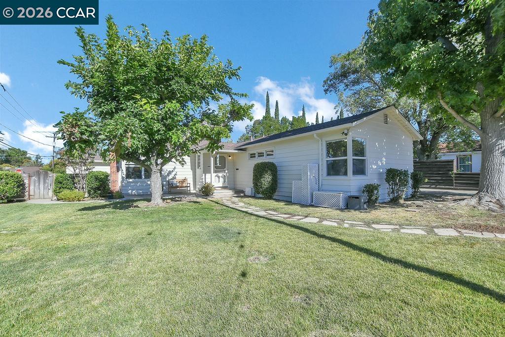 1627 Humphrey Dr