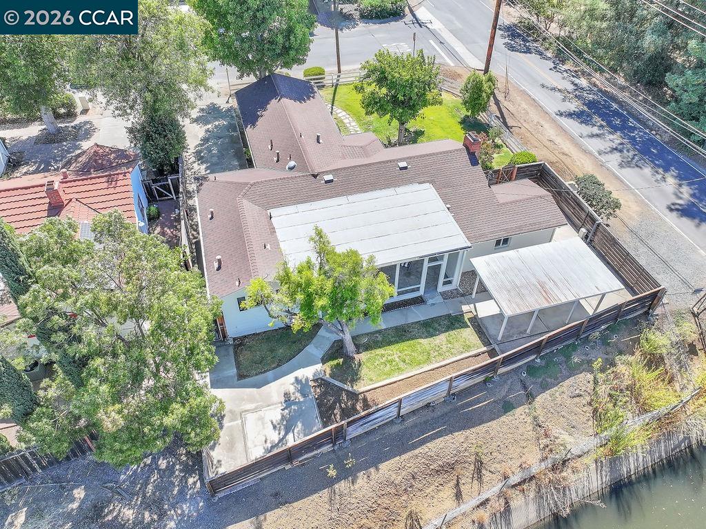 1627 Humphrey Dr