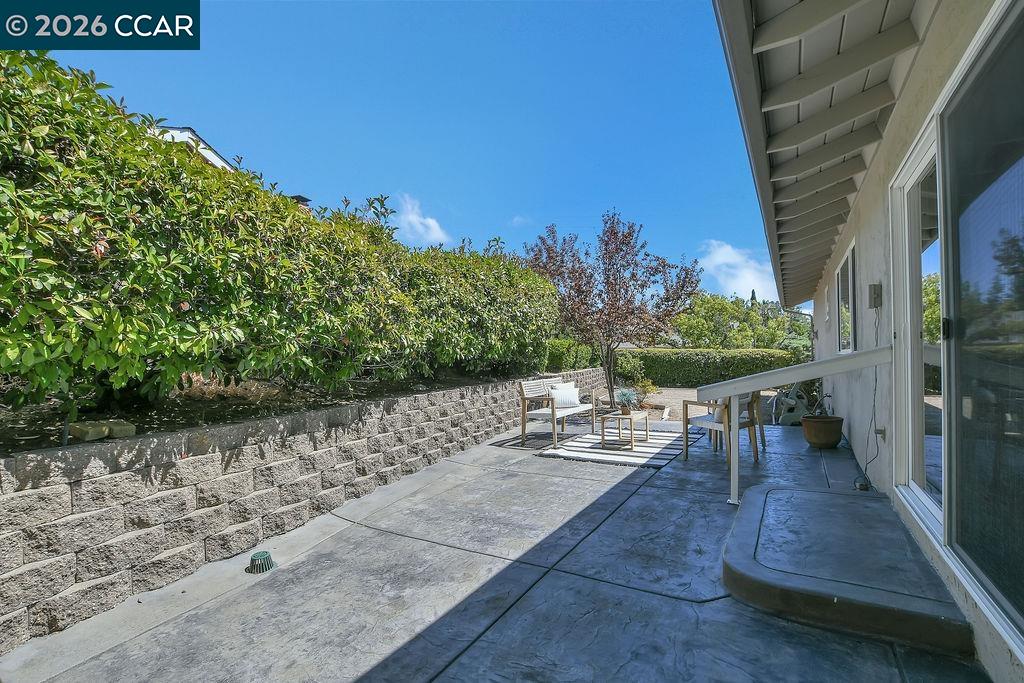 6 Windhaven Court