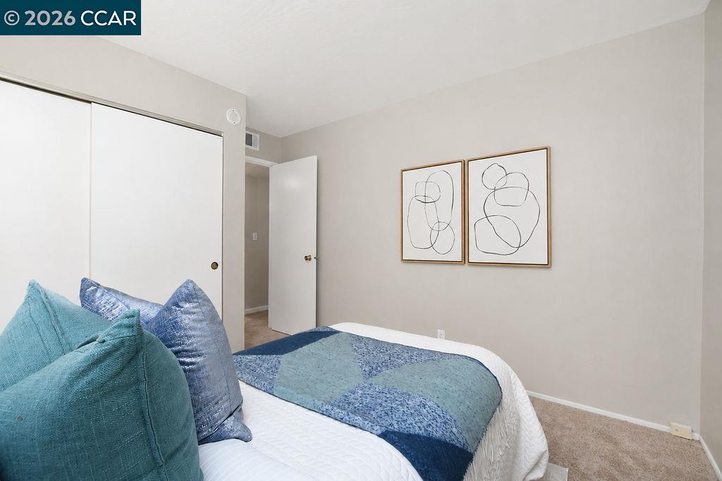 828 Camelback Place