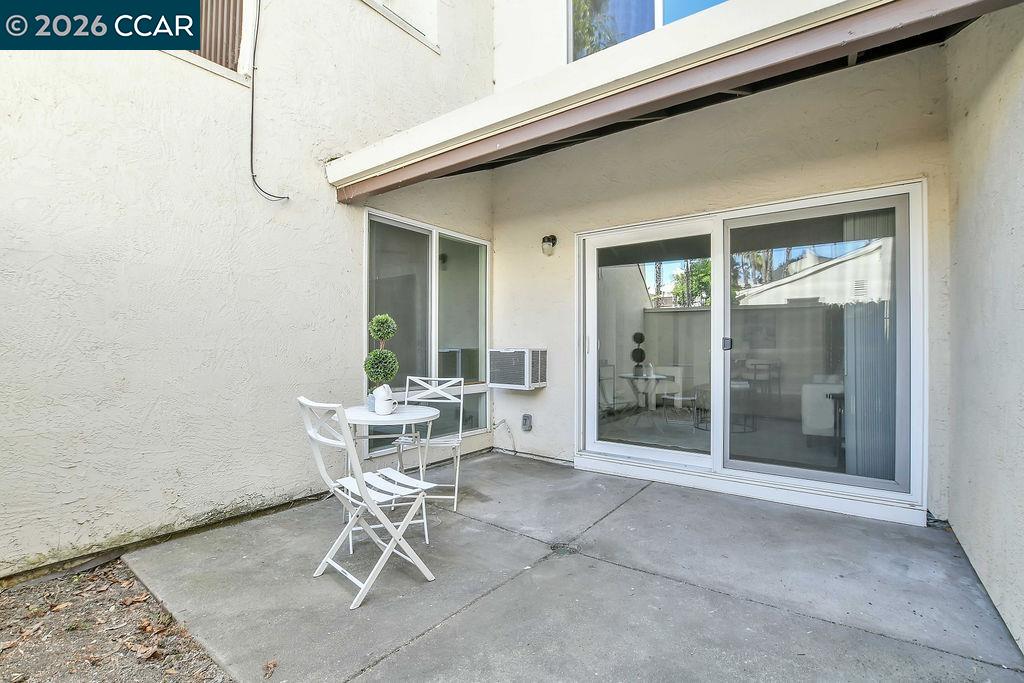 1660 Laguna # B