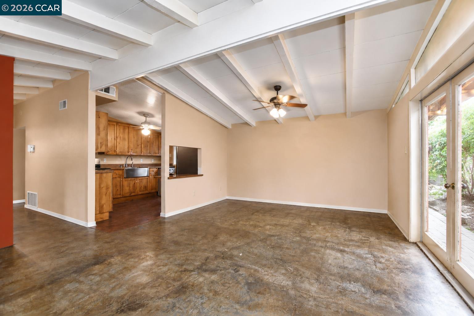3214 Pine St.