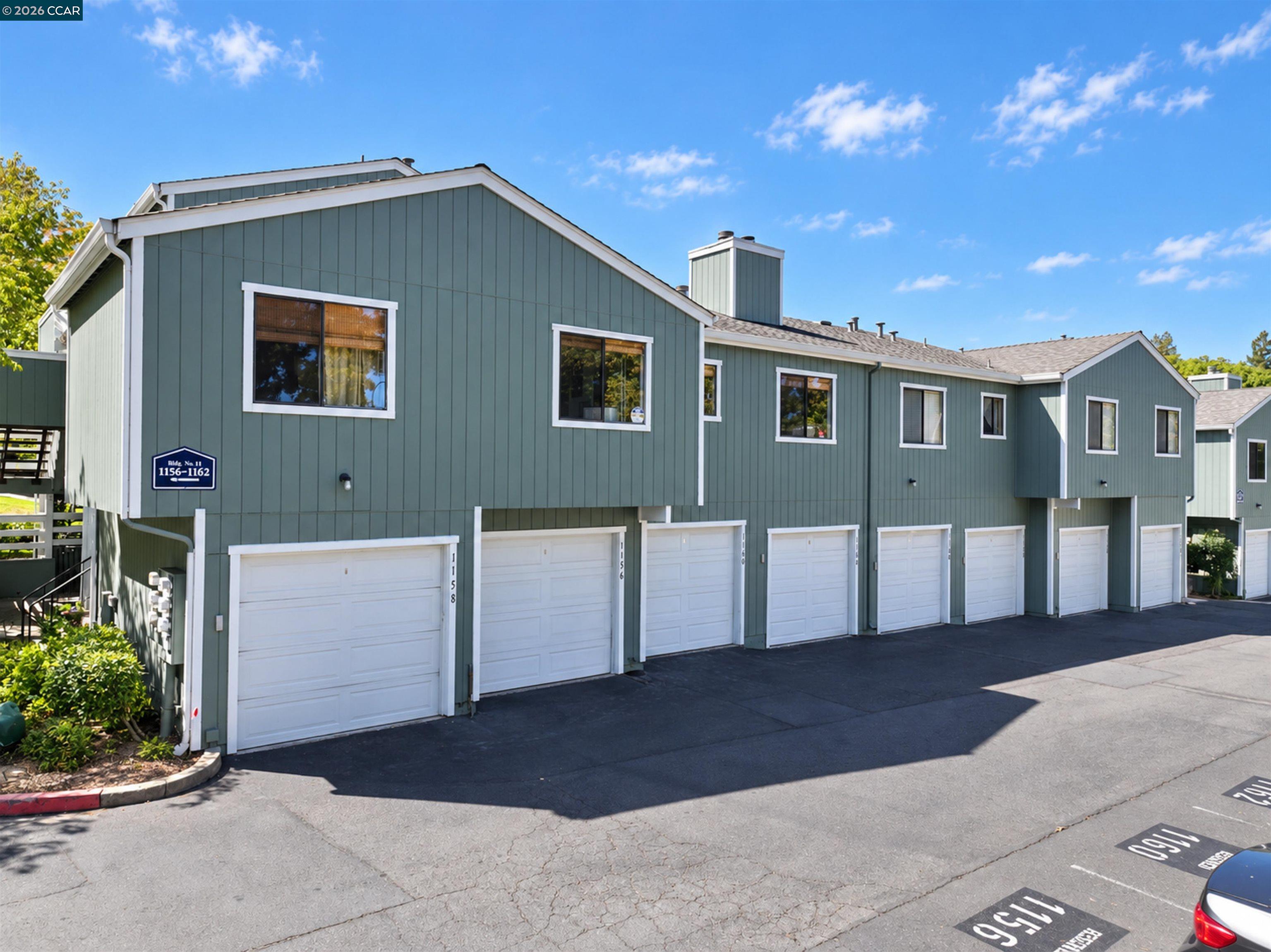 1152 Maywood Lane