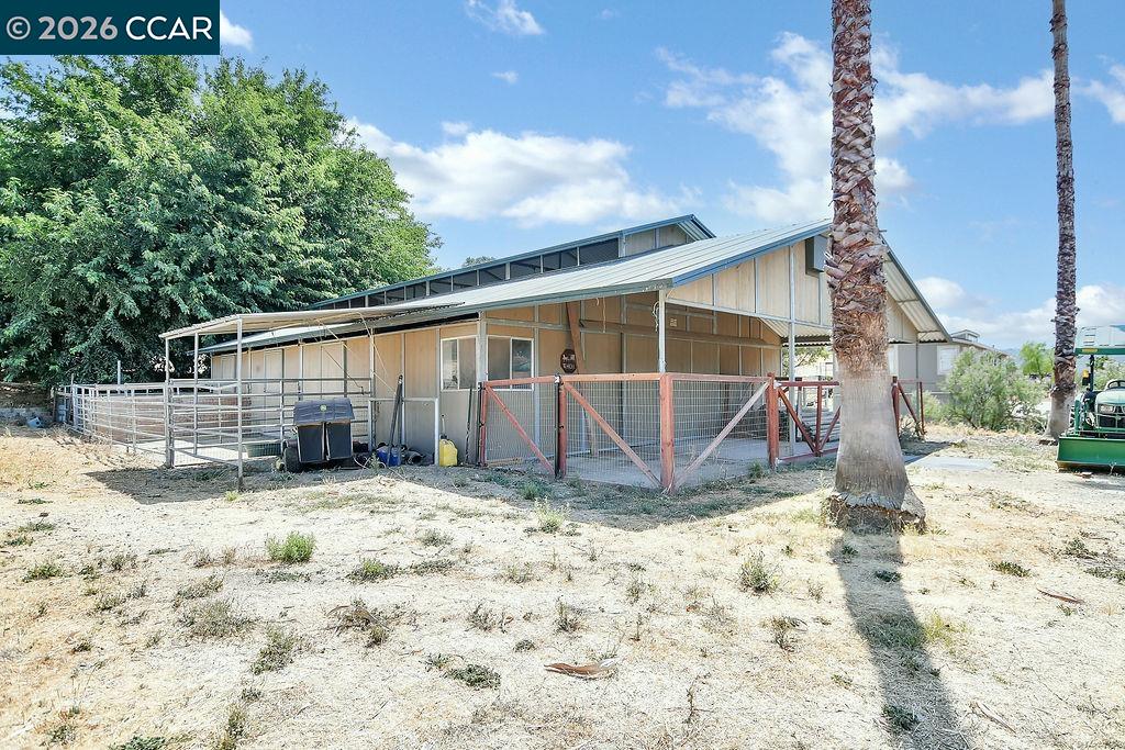 4161 Leon Dr.