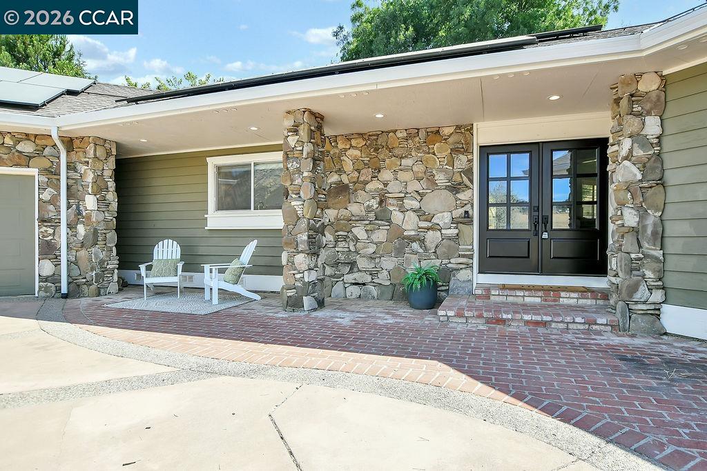 4161 Leon Dr.