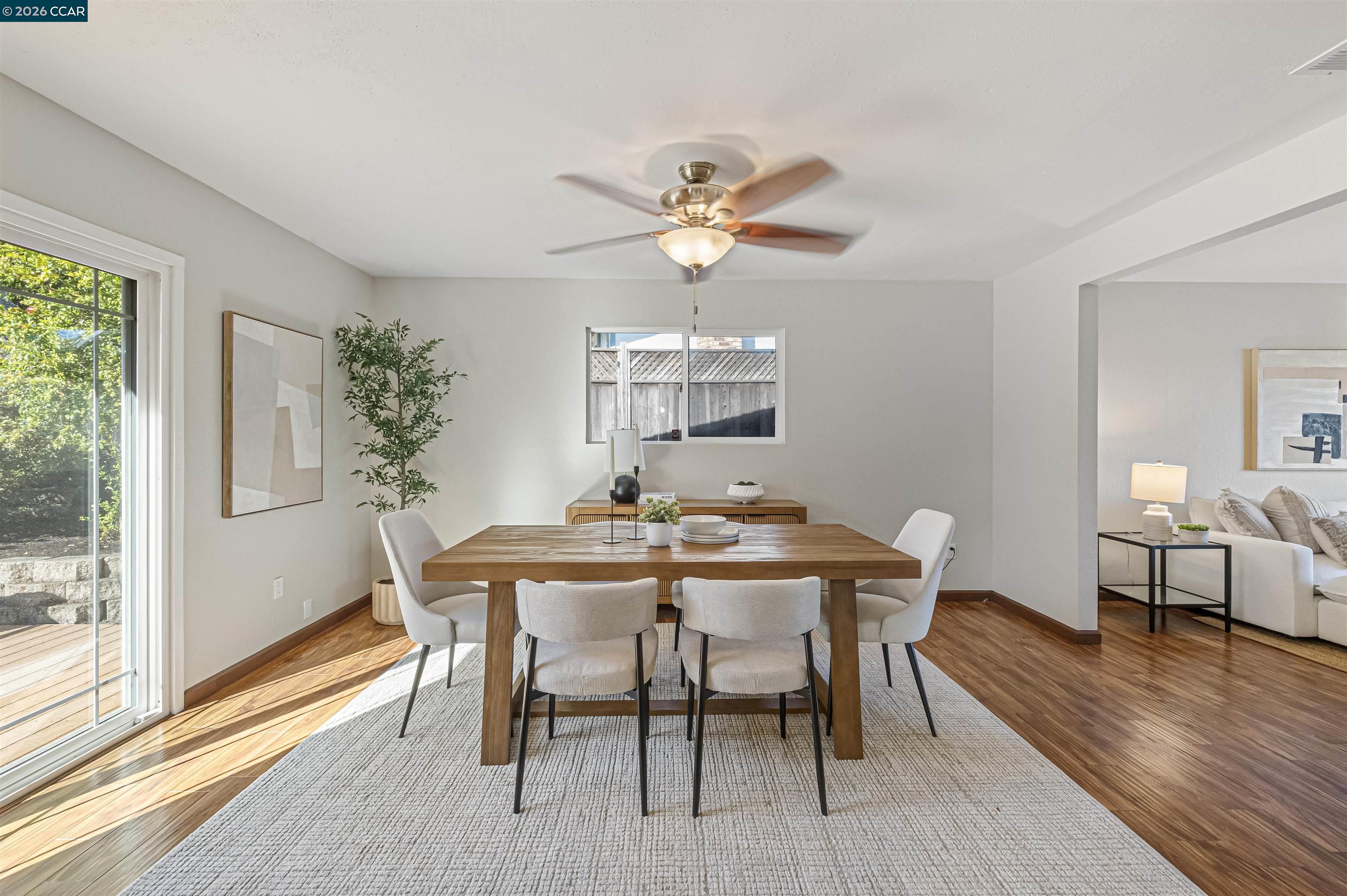 912 Marie Ave