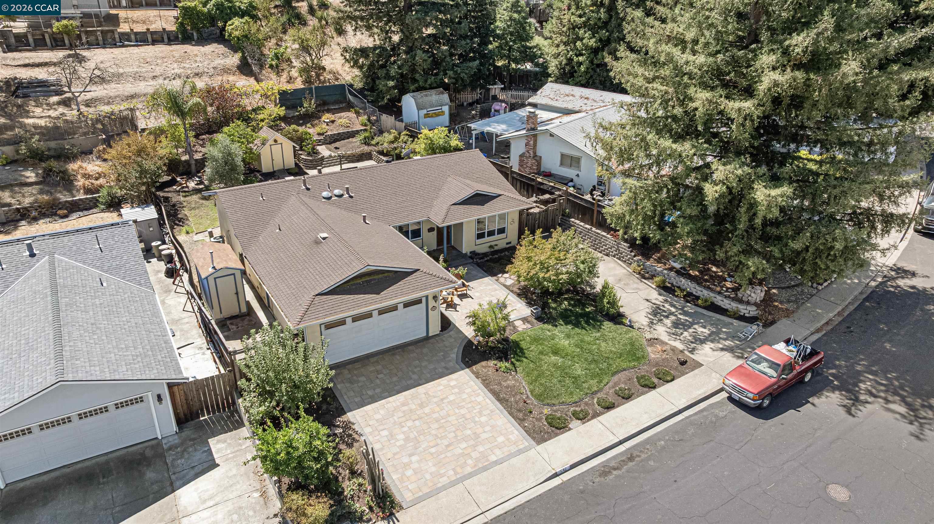 912 Marie Ave