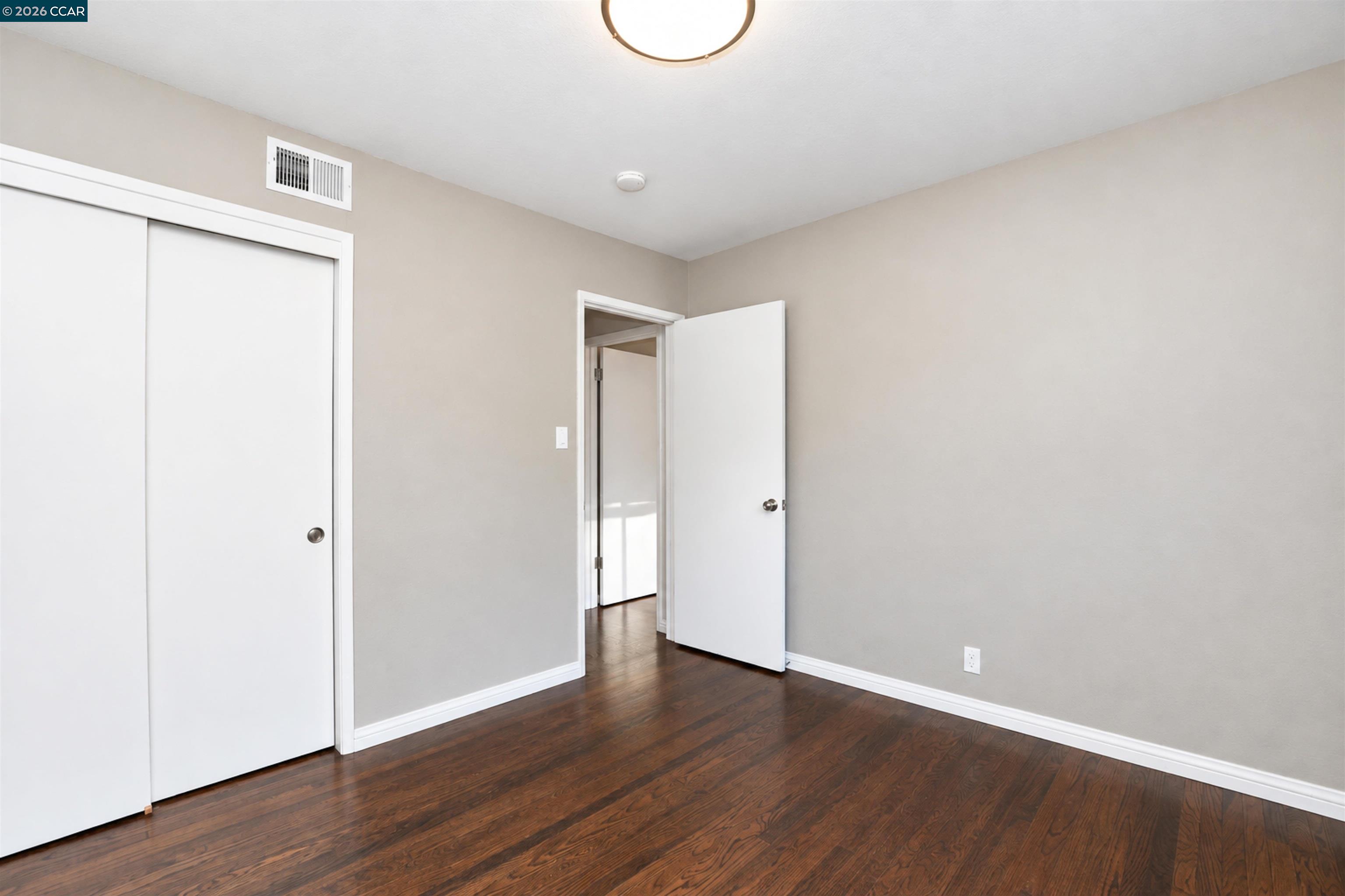 3121 Alhambra Ave