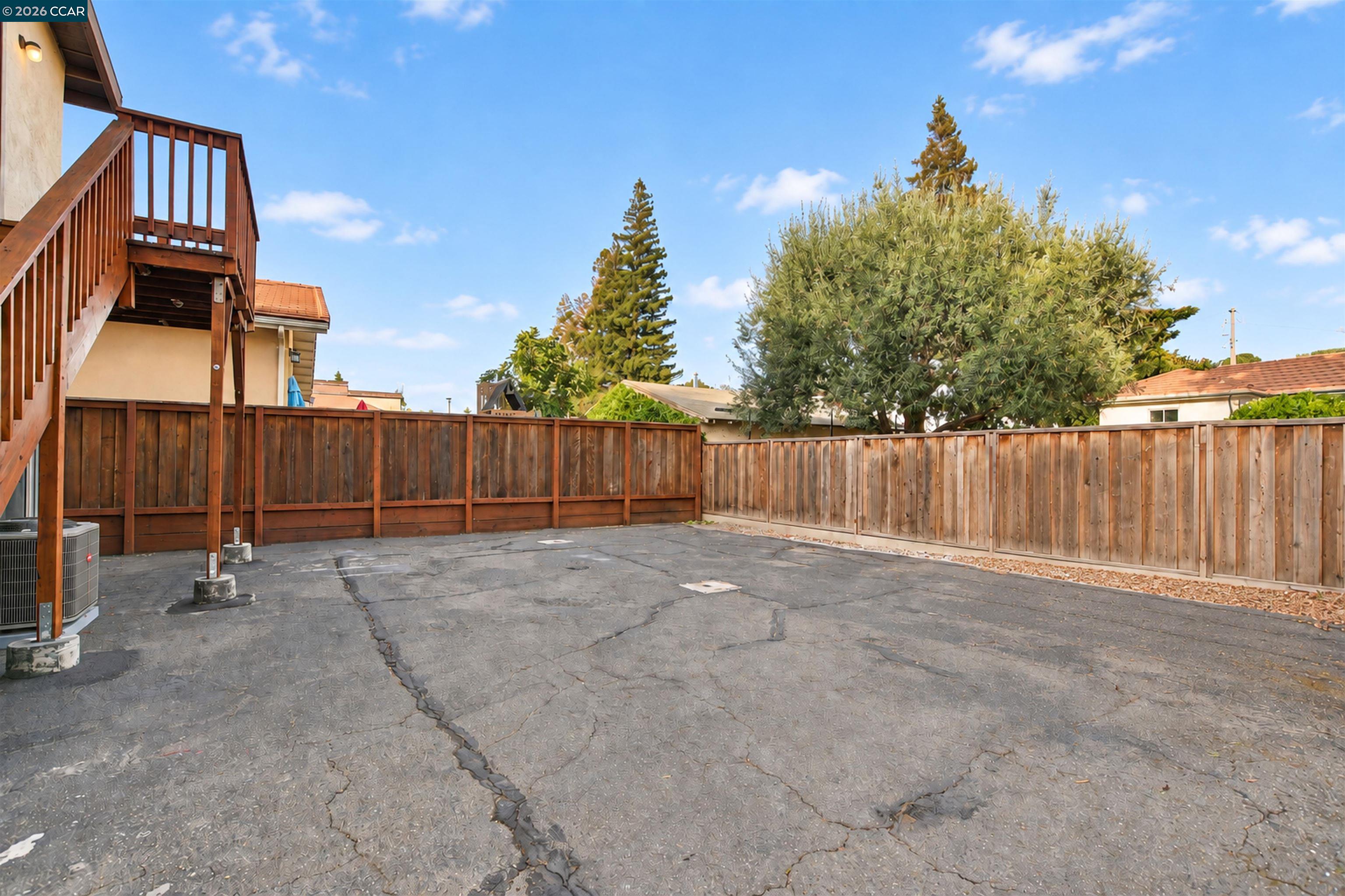 3121 Alhambra Ave