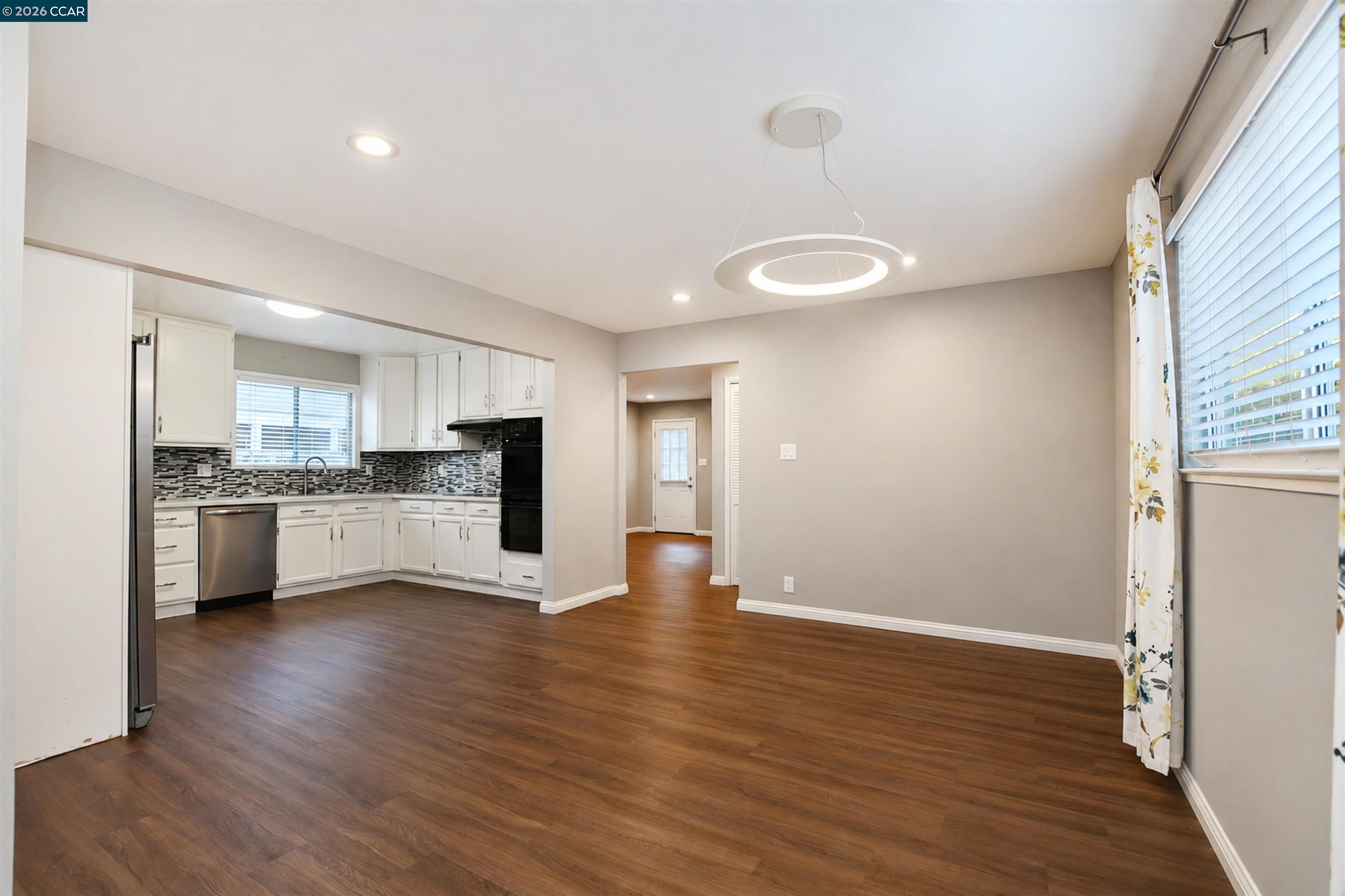 3121 Alhambra Ave