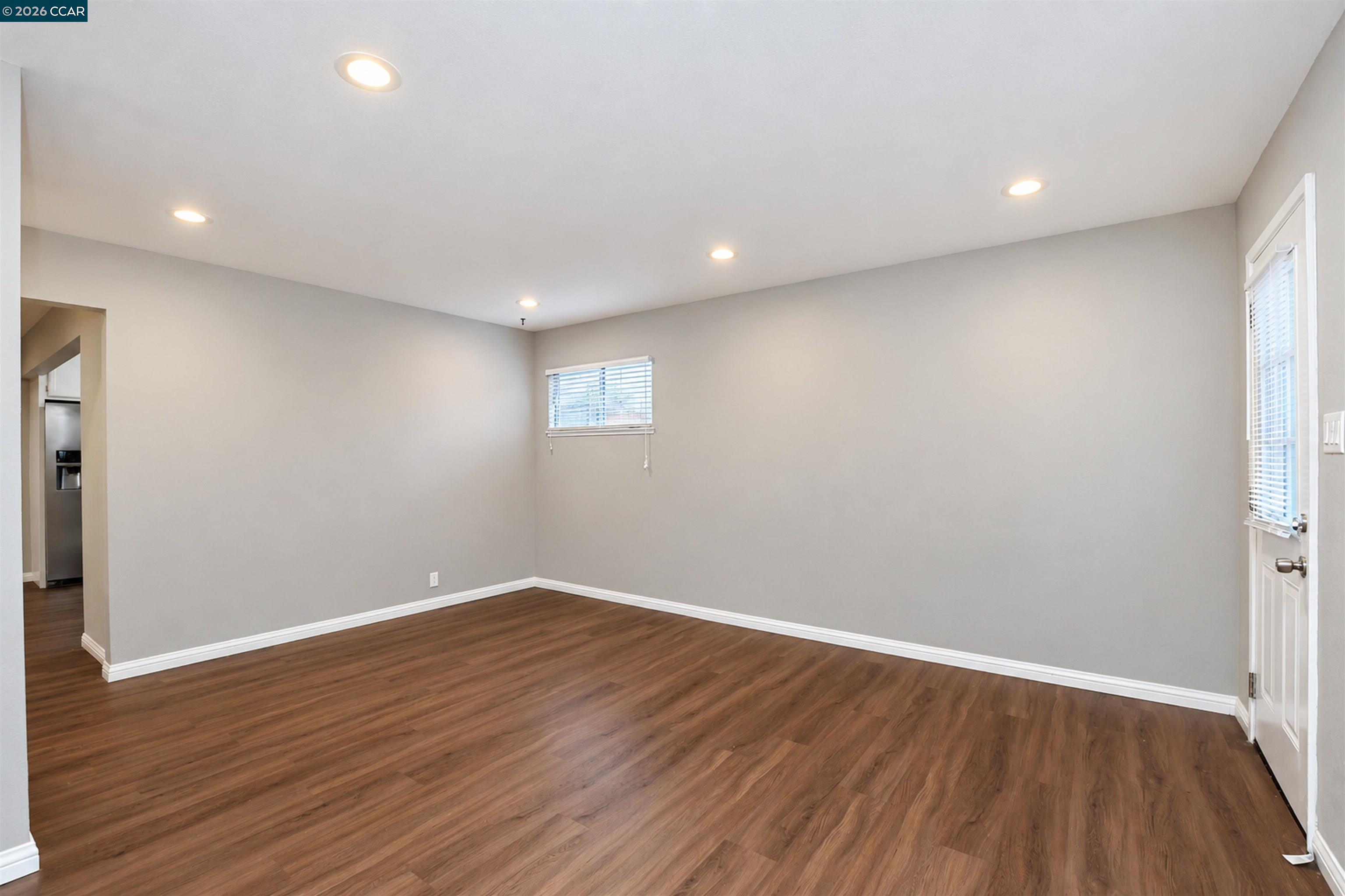 3121 Alhambra Ave