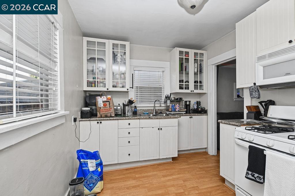 824-828 Richardson