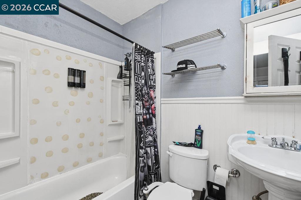 824-828 Richardson