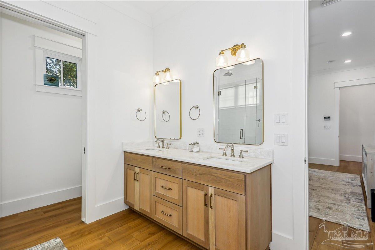 1102 E Strong St, Pensacola