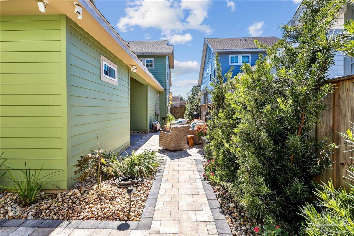 1102 E Strong St, Pensacola