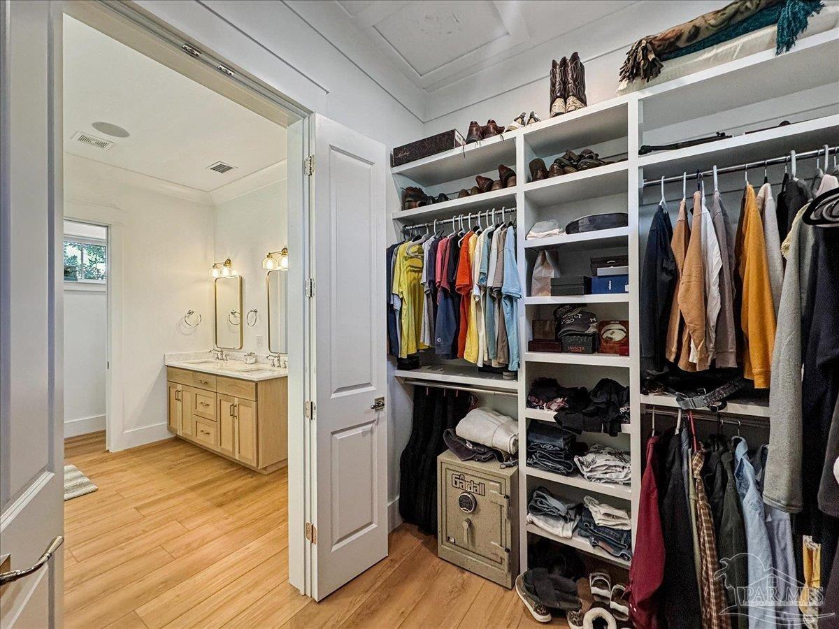 1102 E Strong St, Pensacola