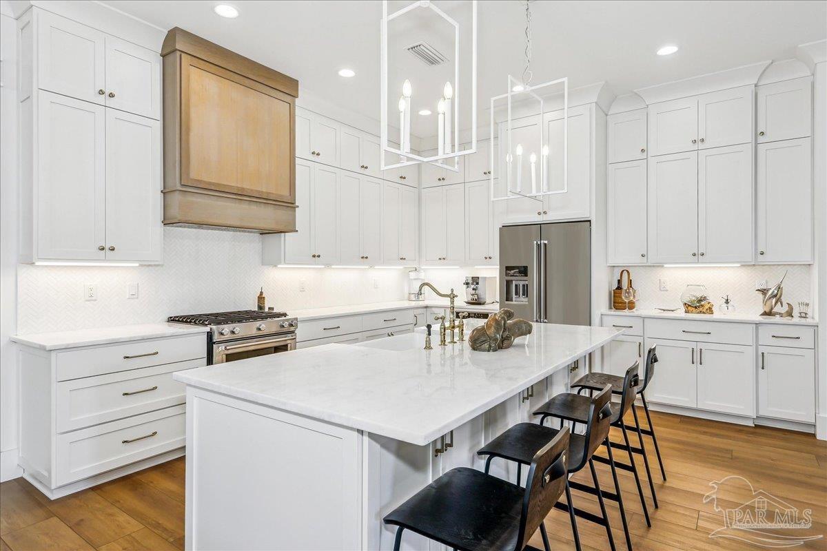 1102 E Strong St, Pensacola