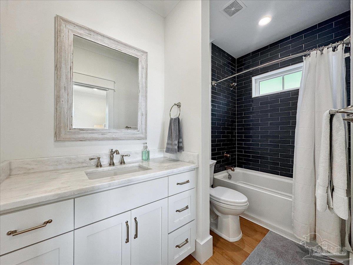 1102 E Strong St, Pensacola