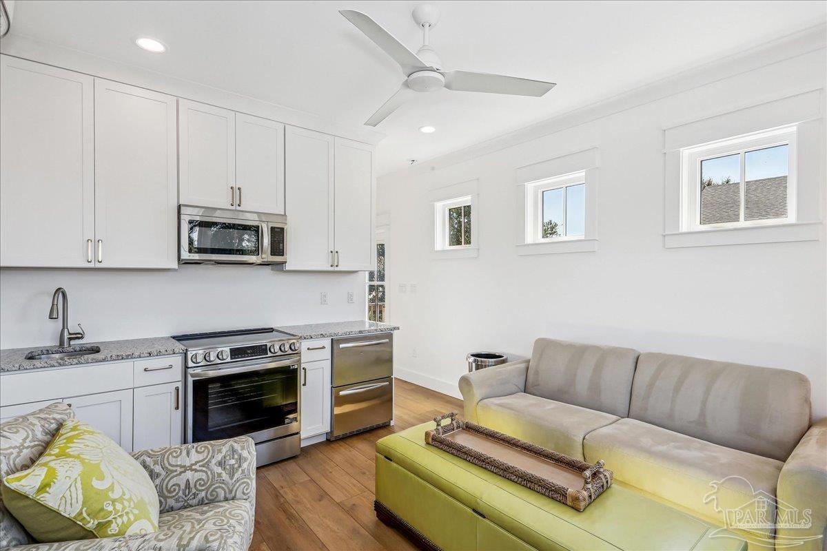 1102 E Strong St, Pensacola