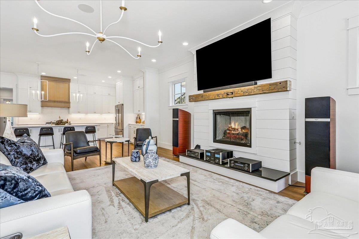 1102 E Strong St, Pensacola