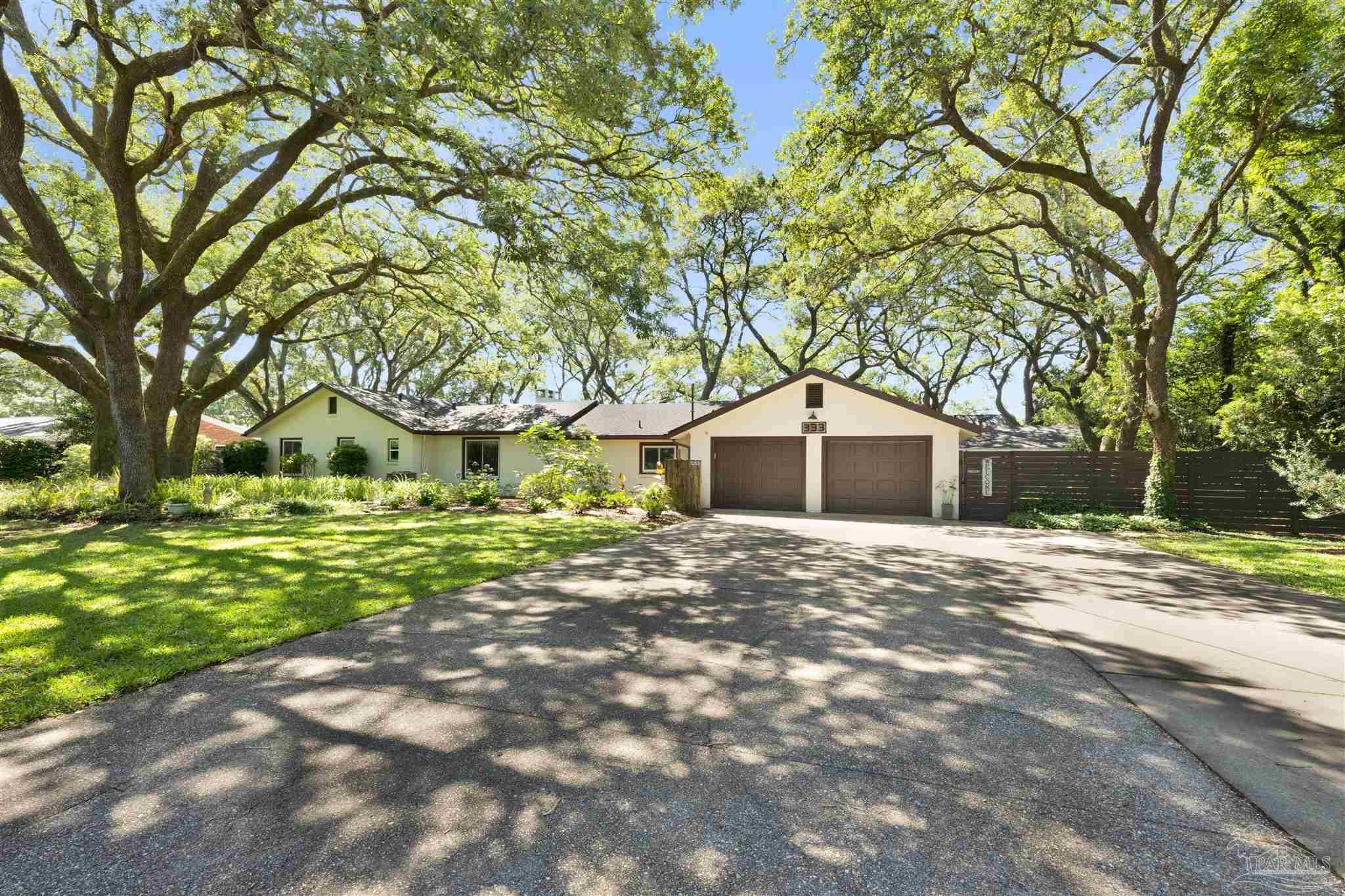 333 Edgewater Dr