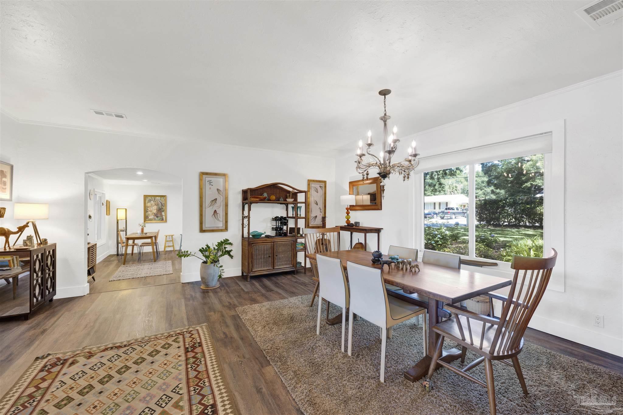 333 Edgewater Dr