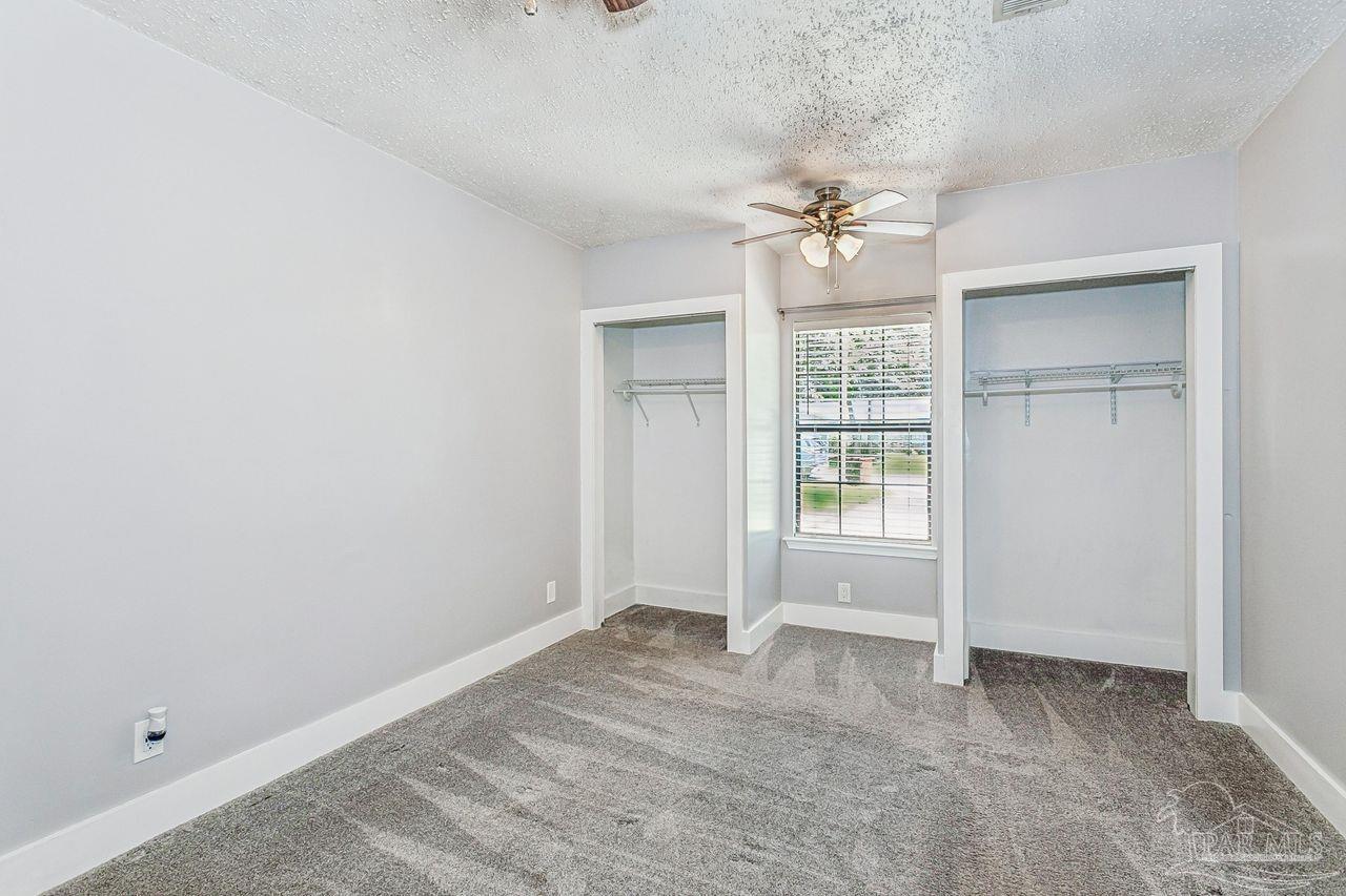 5389 Camille Gardens Cir