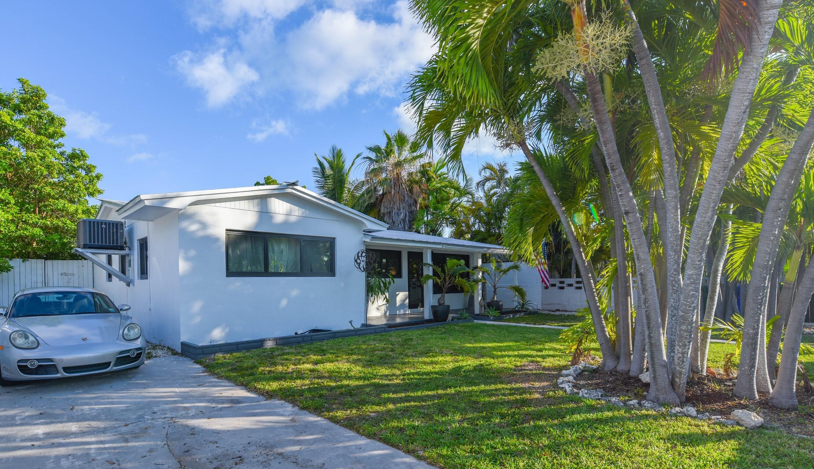 3412 Riviera Drive