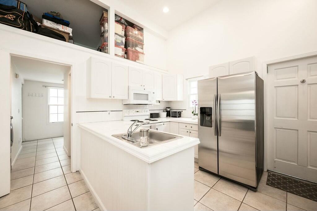 1209 William Street Unit: 7
