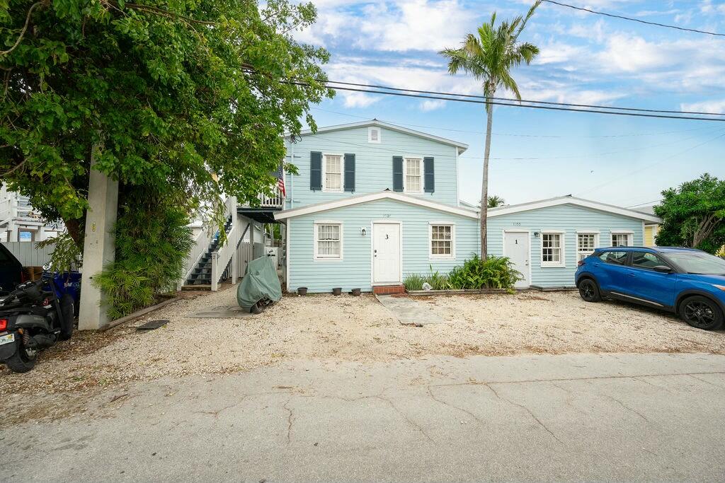 1209 William Street Unit: 7