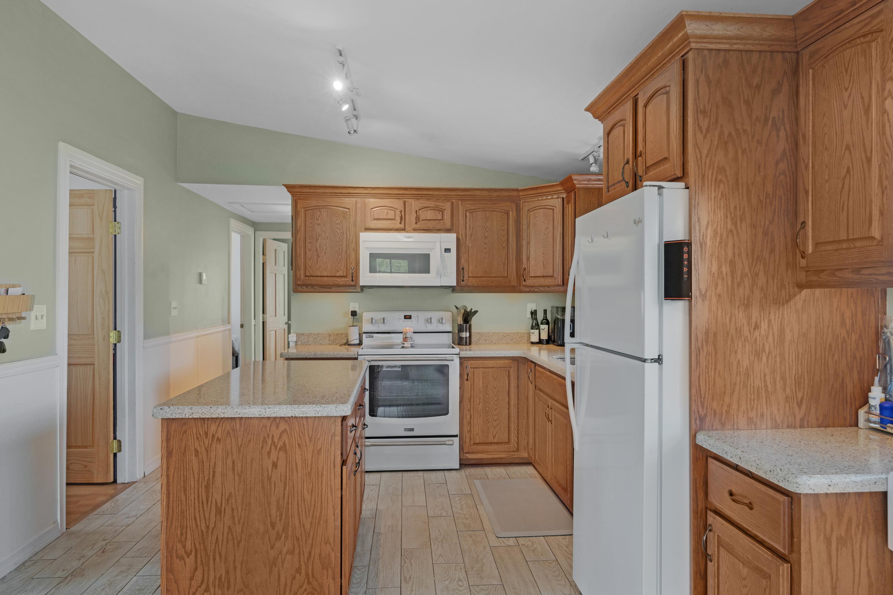 31142 Ave I